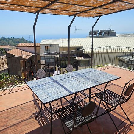 Villa Casa Vista Azzurra Aci Castello Exterior foto