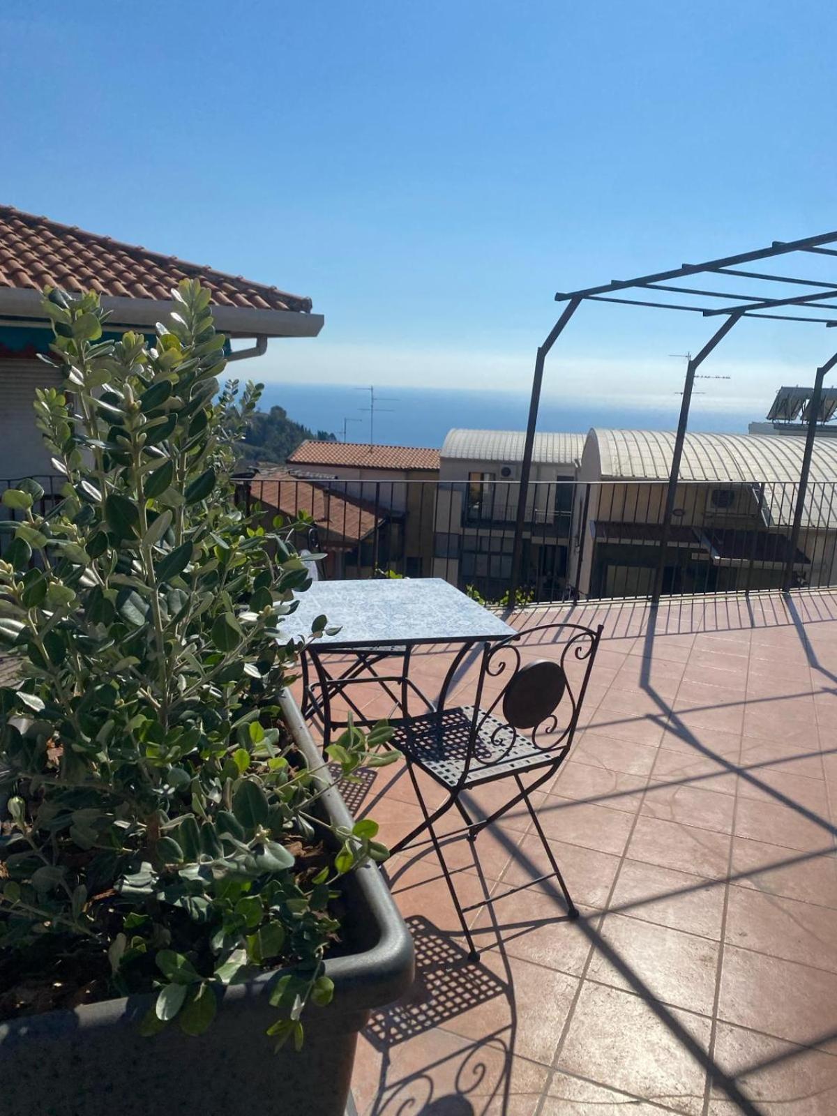 Villa Casa Vista Azzurra Aci Castello Exterior foto